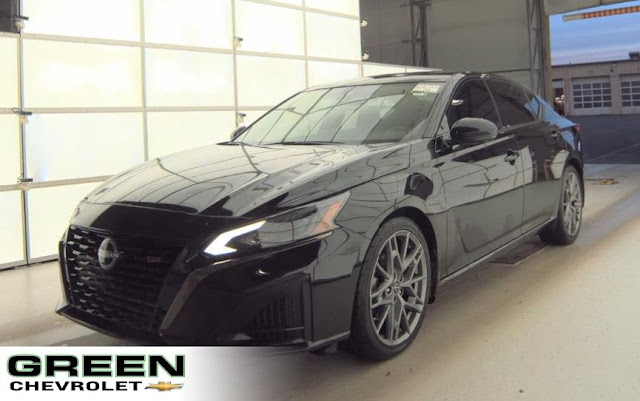 2023 Nissan Altima 2.0 SR